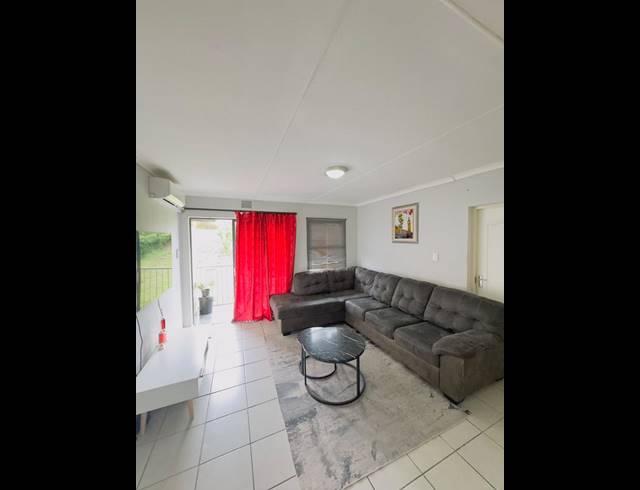 2 BEDROOM APARTMENT FOR SALE IN NEWLANDS EAST